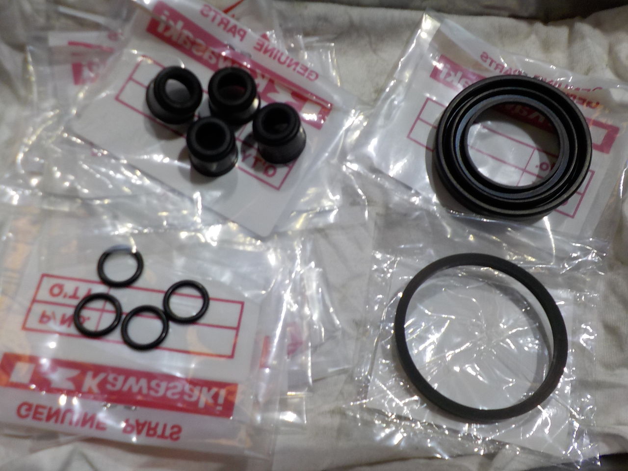 KZ1000 リア ブレーキキャリパー OH kawasaki 78 B2 LTD : MC Craft