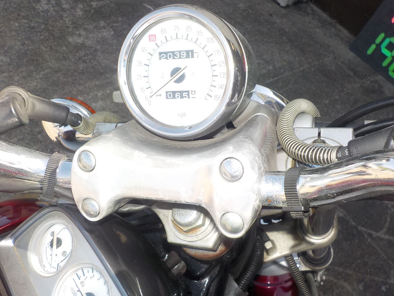V-MAX タイヤ 交換 : MC Craft