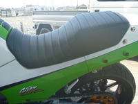 kawasaki GPZ900R カスタムシート製作 custom seat : MC Craft
