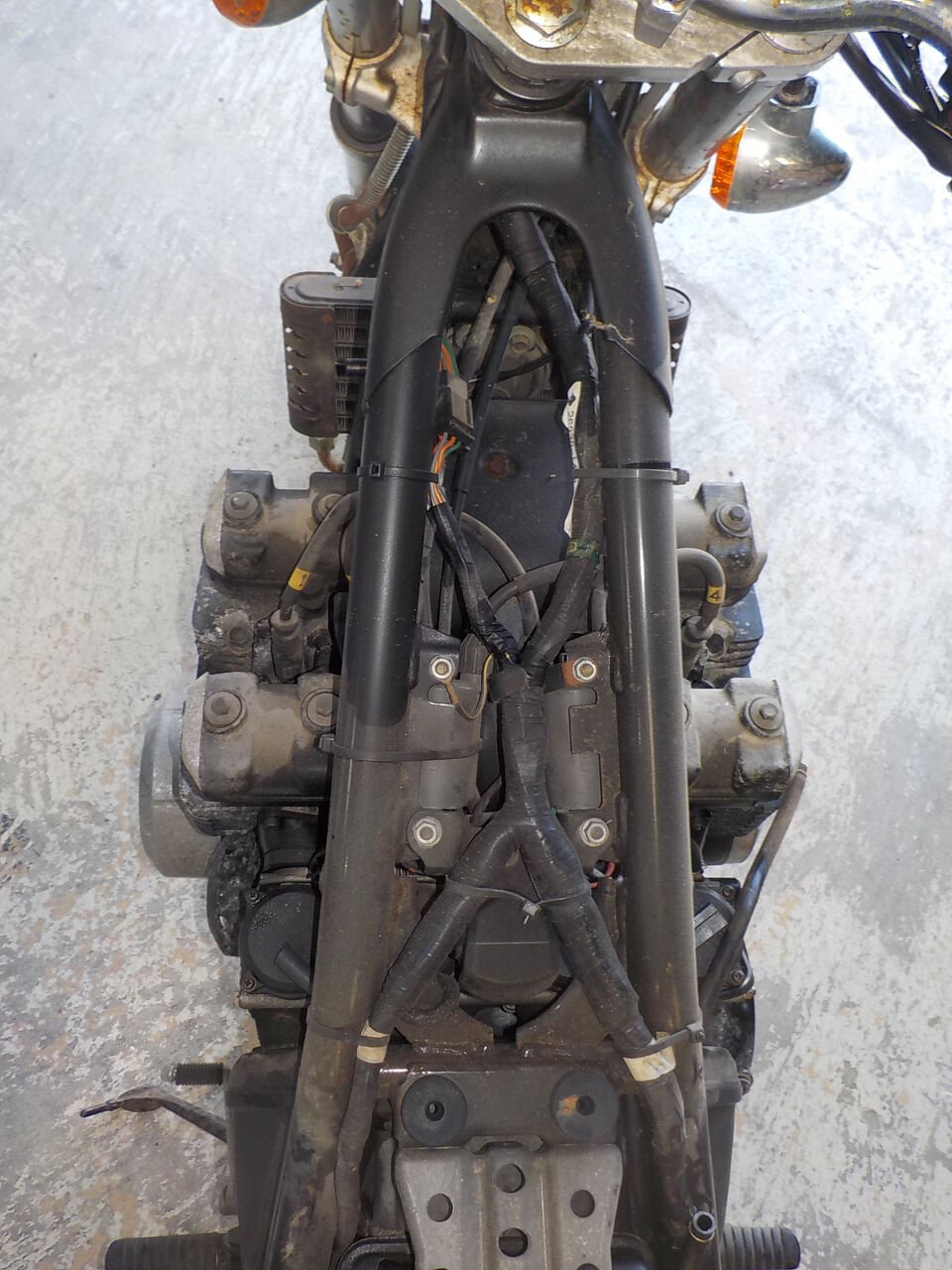 xjr400クランキング確認済みエンジン ZEPHYR X 長期 放置車 エンジン クランキング 潤滑 ZR400C G3A
