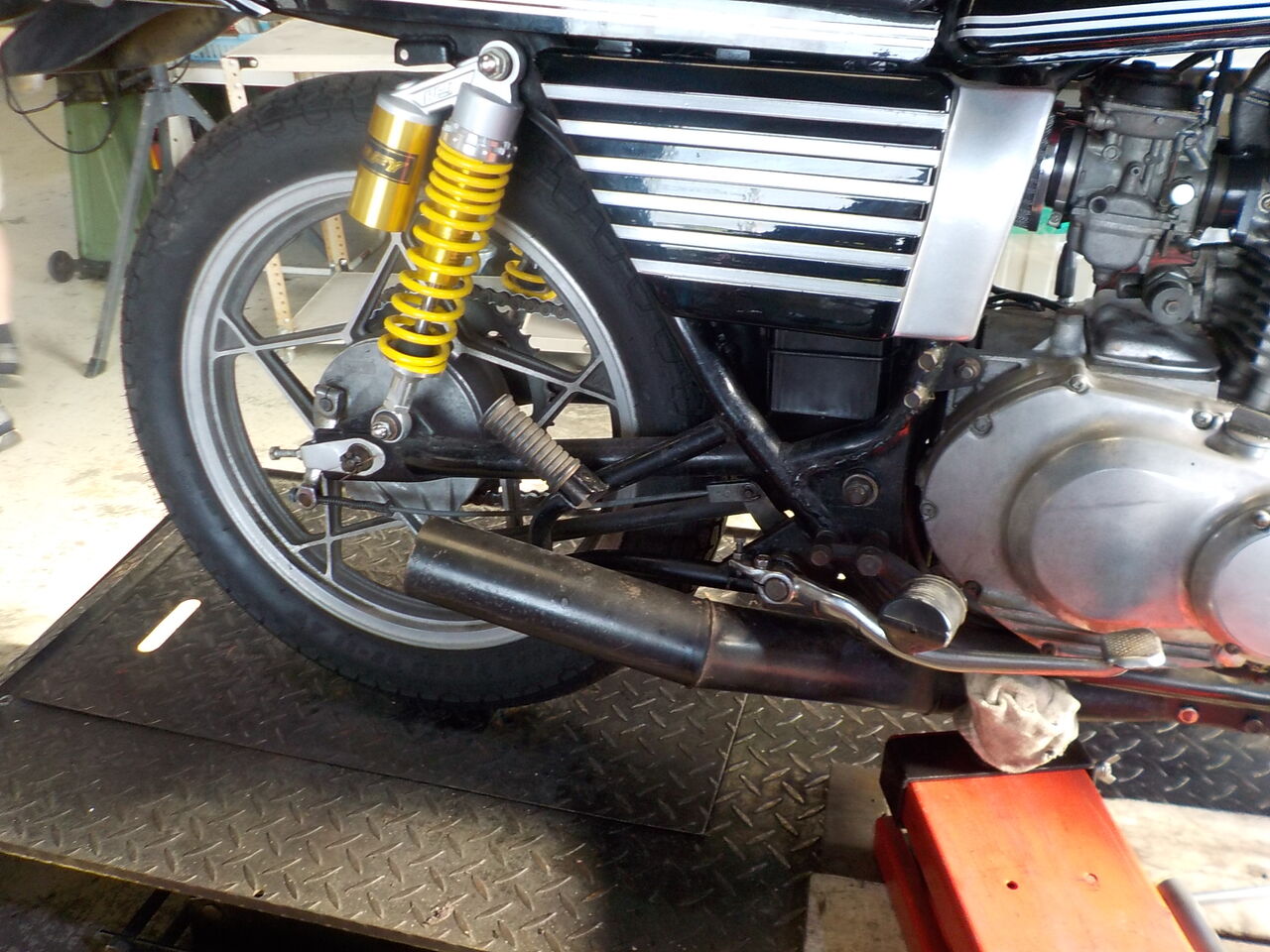 GSX250E チェーン ス プロケット 交換 GS25X : MC Craft