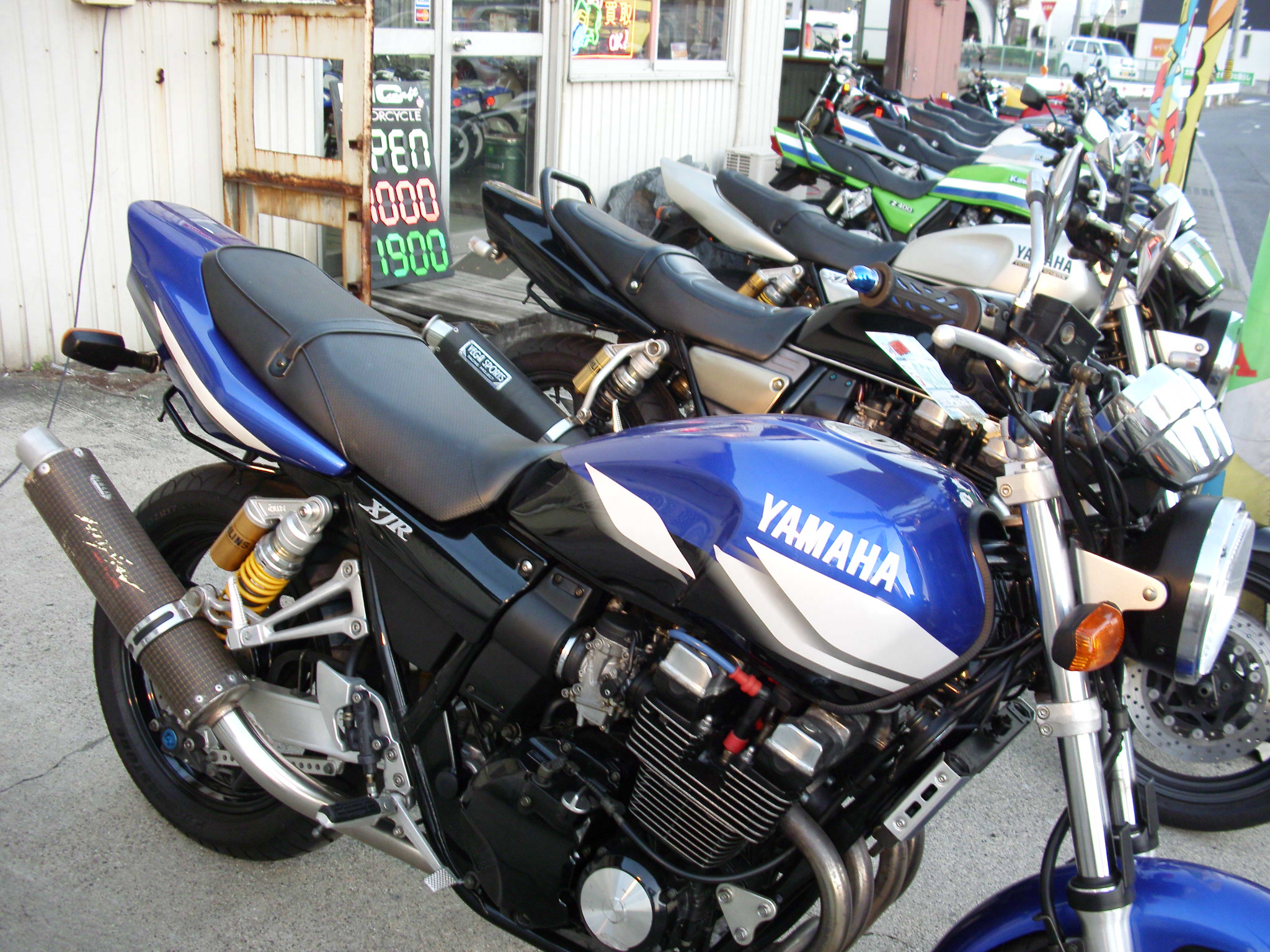 在庫 中古車 ミドルネイキッド Mc Craft