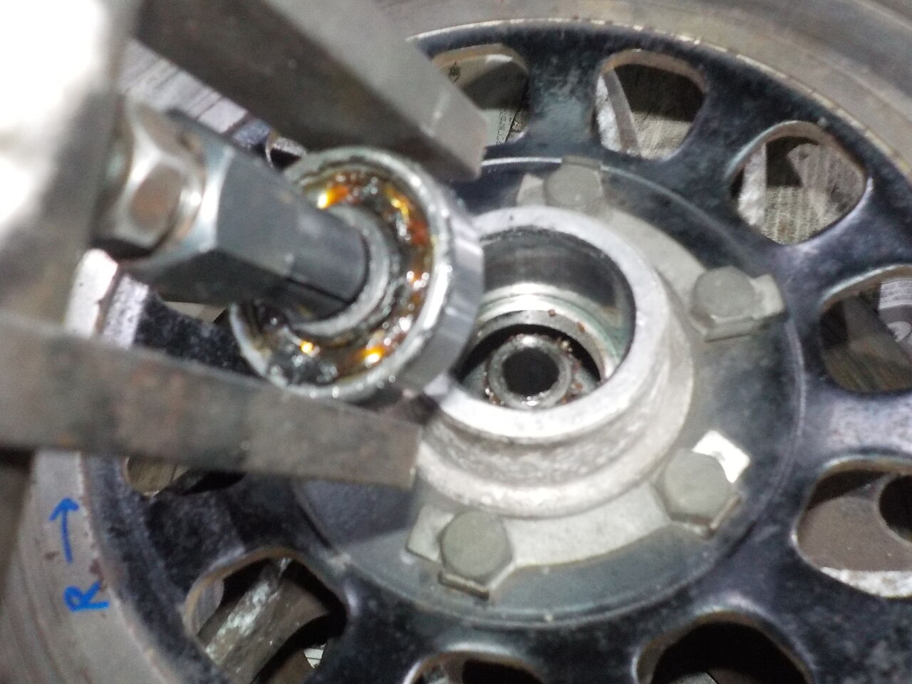 ヤマハRZ250 RZ350  フロントホイール　Wディスク　ベアリング交換済み ヤマハRZ250 RZ350 フロントホイールWディスクベアリング交換済み