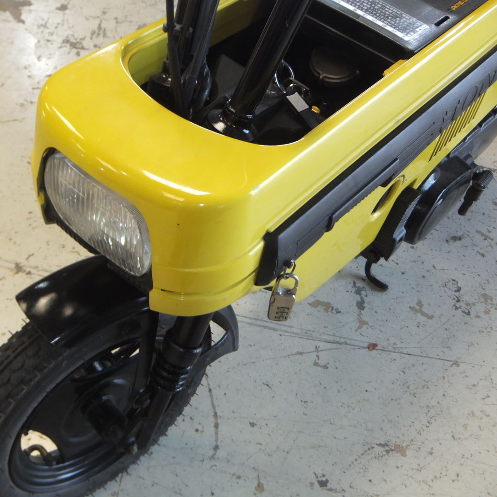 モトコンポ Ab12 R タイヤチューブ ブレーキシュー交換 Mc Craft モトコンポ Ab12 R タイヤチューブ ブレーキシュー交換 Mc Craft