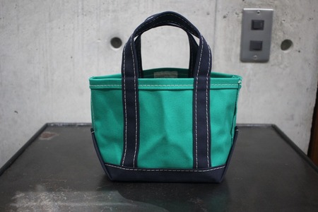 Deluxe Tote, Mini (12)
