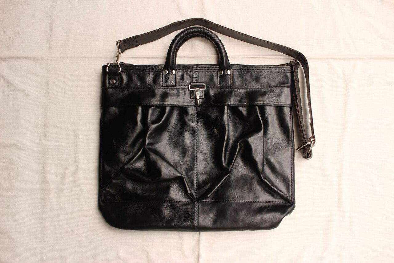 Rainbow Country / Leather Helmet Bag / 2025 model : McFly