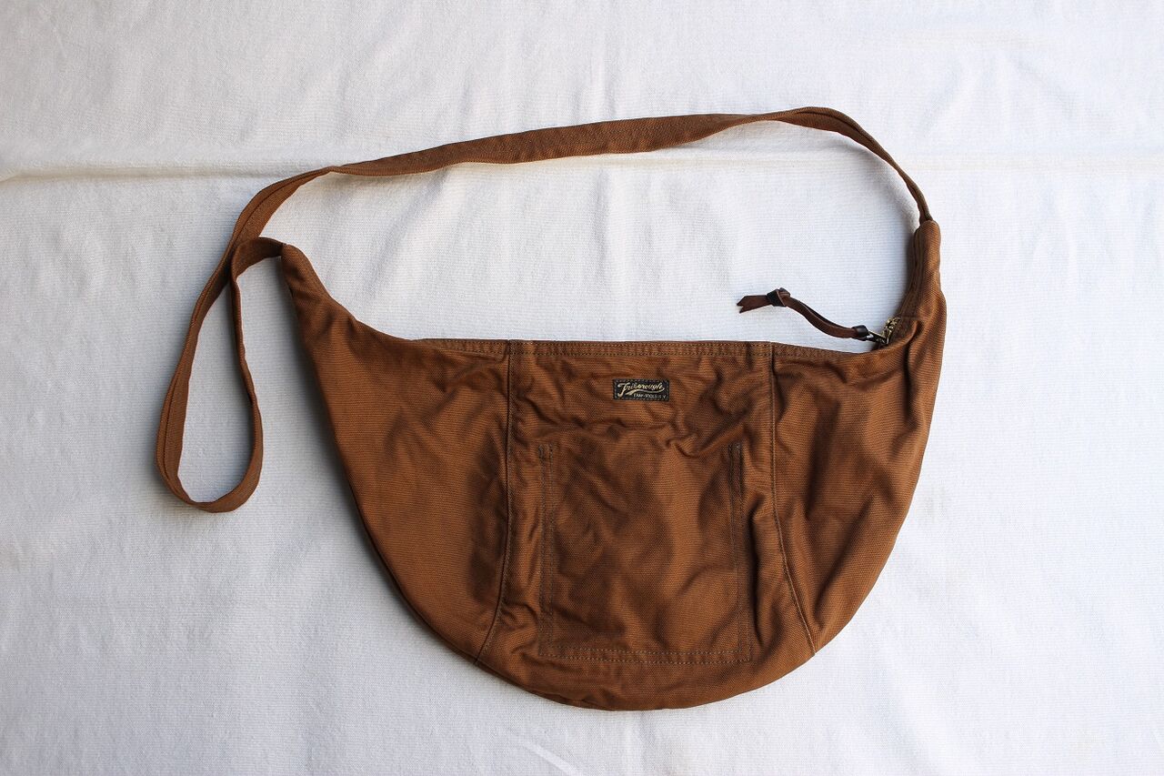 COLIMBO / LUNA PARK HALF-MOON BAG (PLAIN MODEL) : McFly 