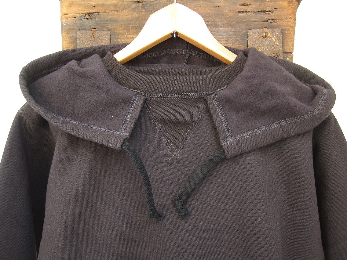 FREEWHEELERS - ATTACHED HOOD SWEAT PARKA (SOOT BLACK) : McFly