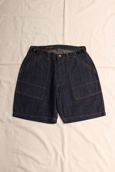 71052046-s.jpg