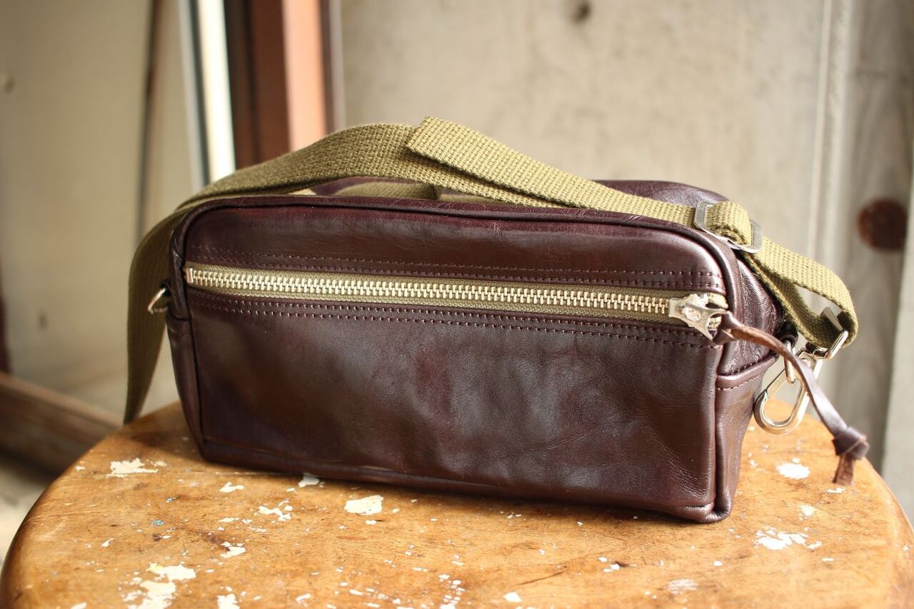 Rainbow Country / Leather Shoulder Pouch / 2025 model : McFly 