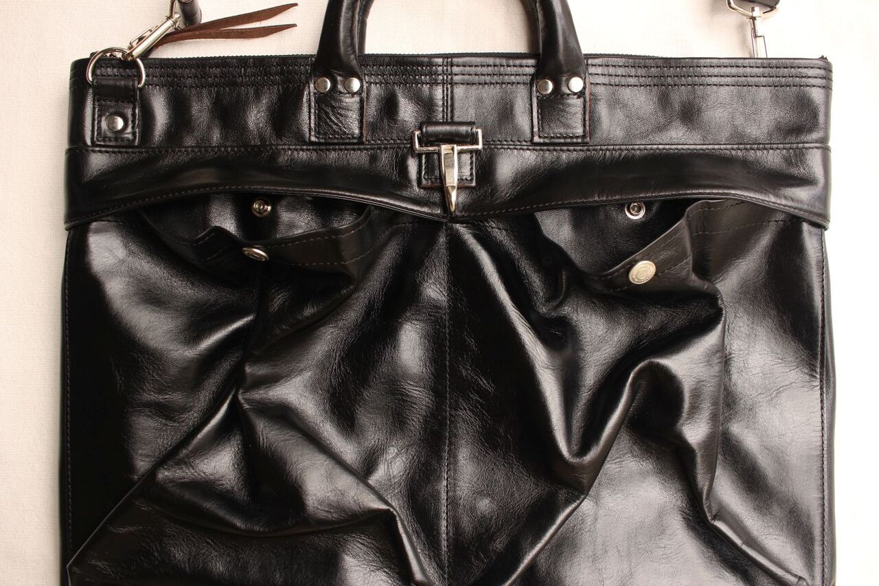 Rainbow Country / Leather Helmet Bag / 2025 model : McFly