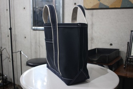 Deluxe Pocket Tote Bag (2)