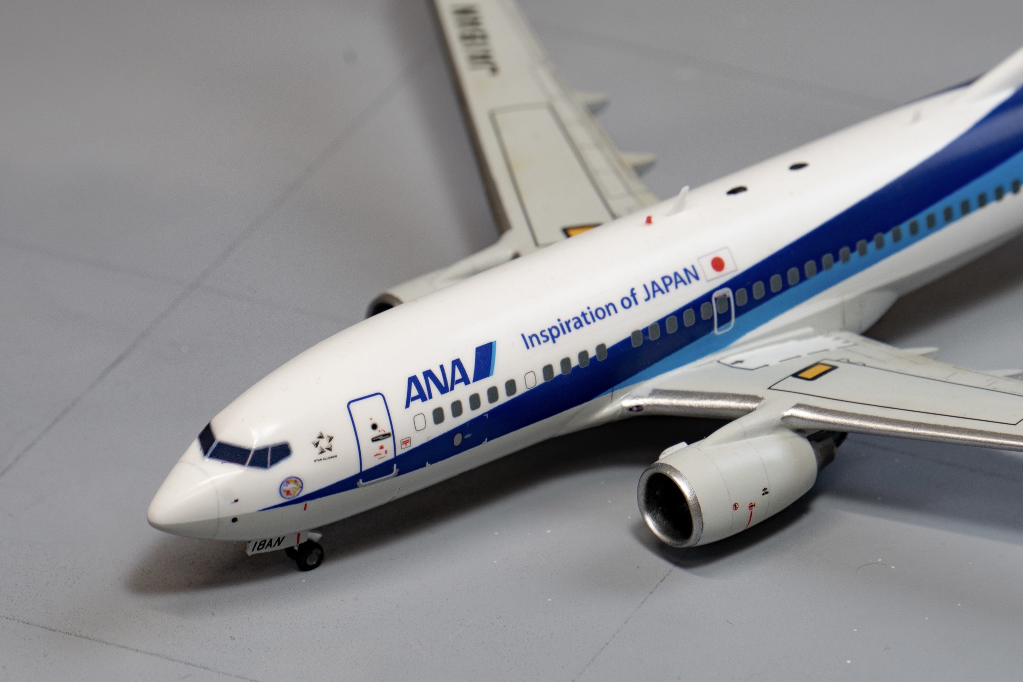 737-700 ANA ハセガワ 1/200 製作記録 : マキビシ小次郎