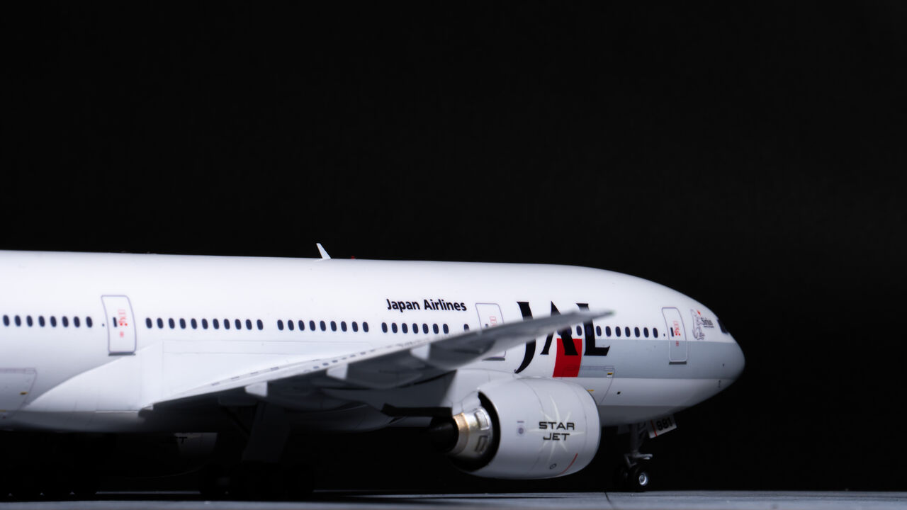 ハセガワ 777-200 シリウス JAL 1/200 : マキビシ小次郎