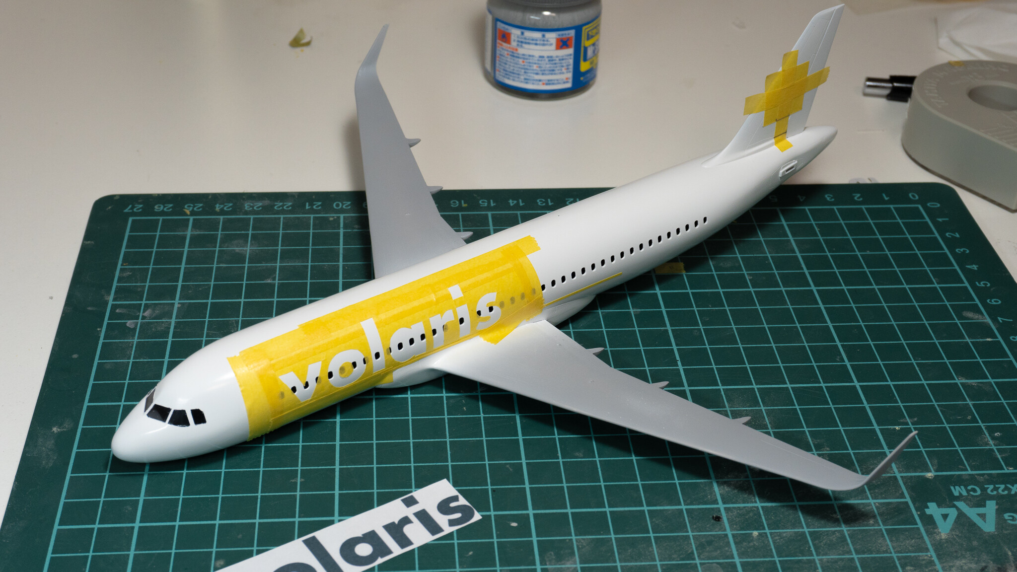 Revell A320neo volaris 1/144 【進行中!】 : マキビシ小次郎 Revell A320neo volaris 1/144 【進行中!】 : マキビシ小次郎