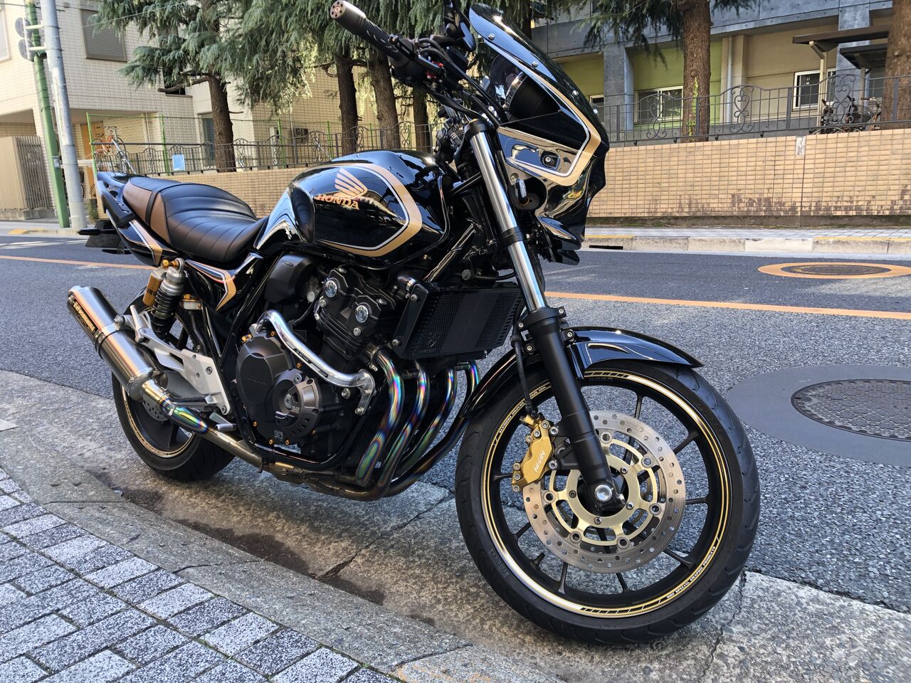 Honda Cb400 Super Four リムストライプの貼付けサービスをご依頼頂きました ｍｄｆスタッフブログ