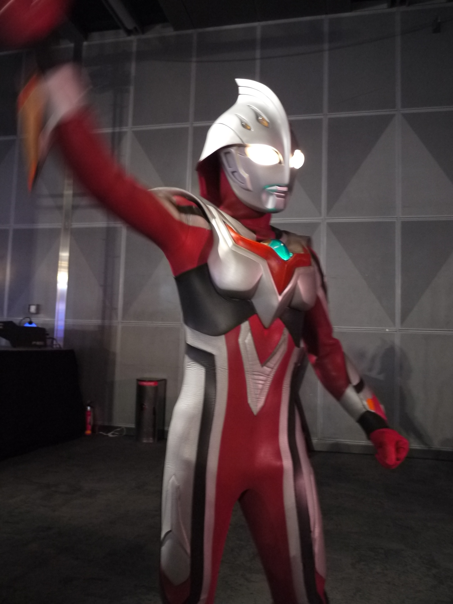 ウルトラexpoのウルトラマンネクサス 写真とレポート 趣限無