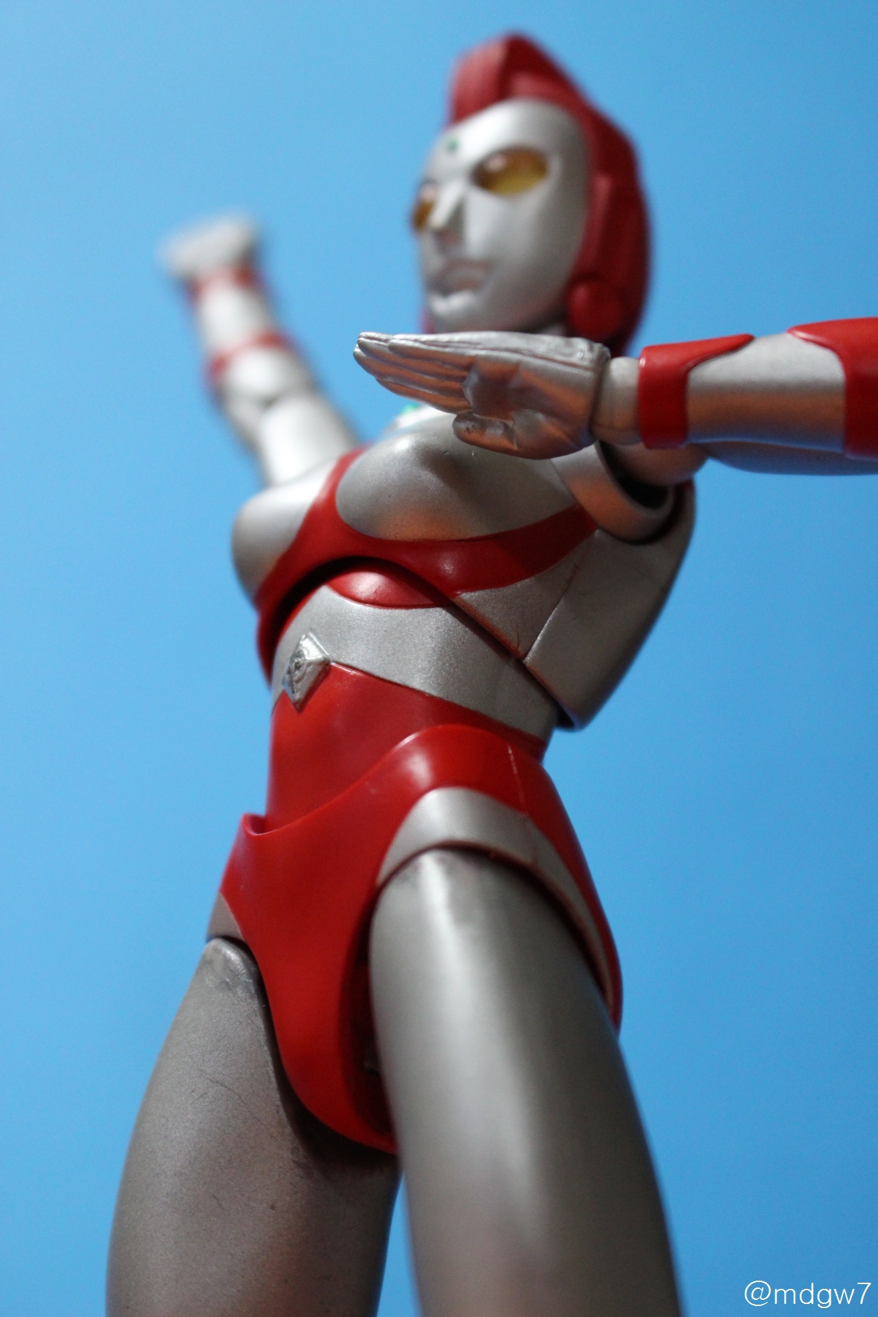 ウルトラウーマン 趣限無