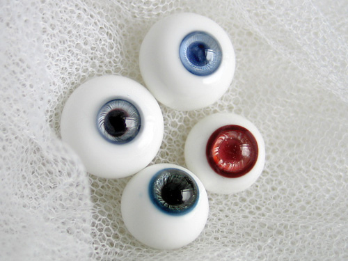  2021年の遊戯王カードは何枚ありますか？