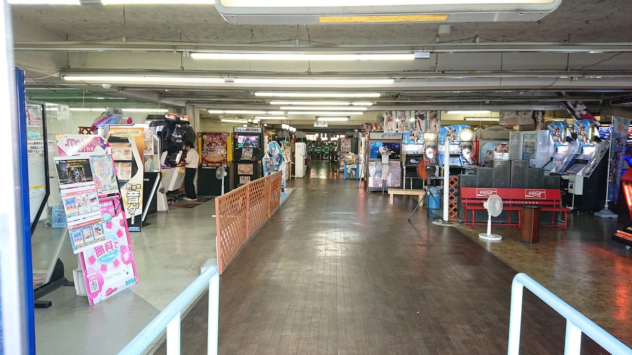 香川県のグルコス4店舗の1つ マックスプラザ善通寺 くじらのねどこ