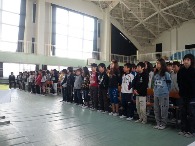 久御山町立東角小学校卒業式に出席しました 久御山町議会議員 島ひろきブログ