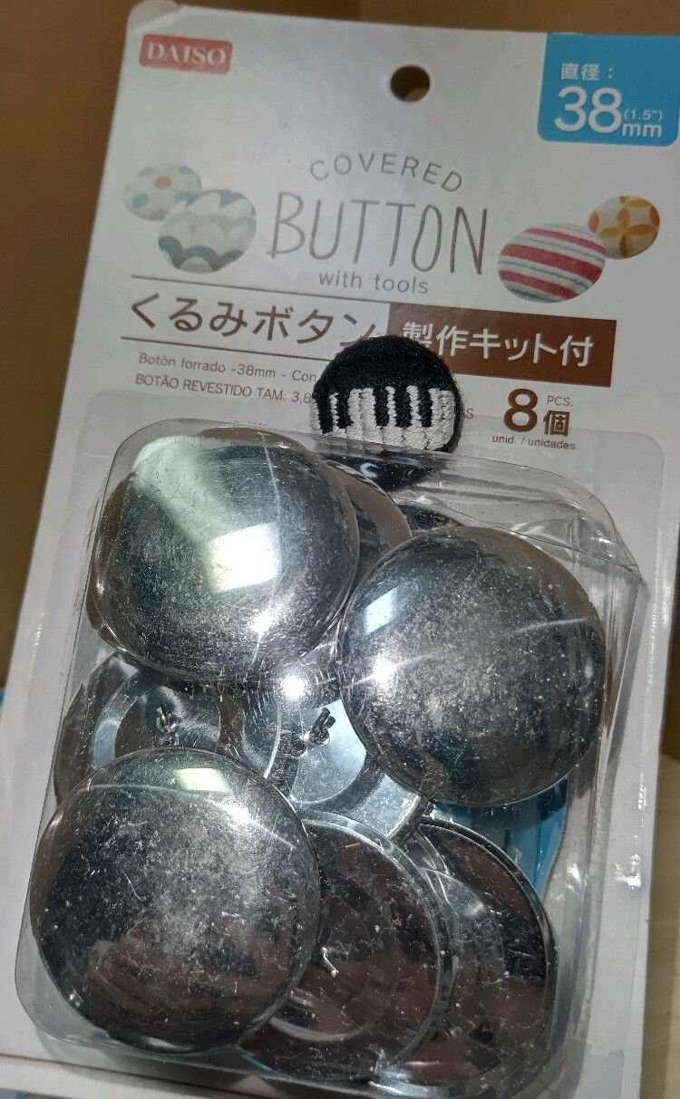 ダイソー 缶バッジキットを作ってみる At The Azure World