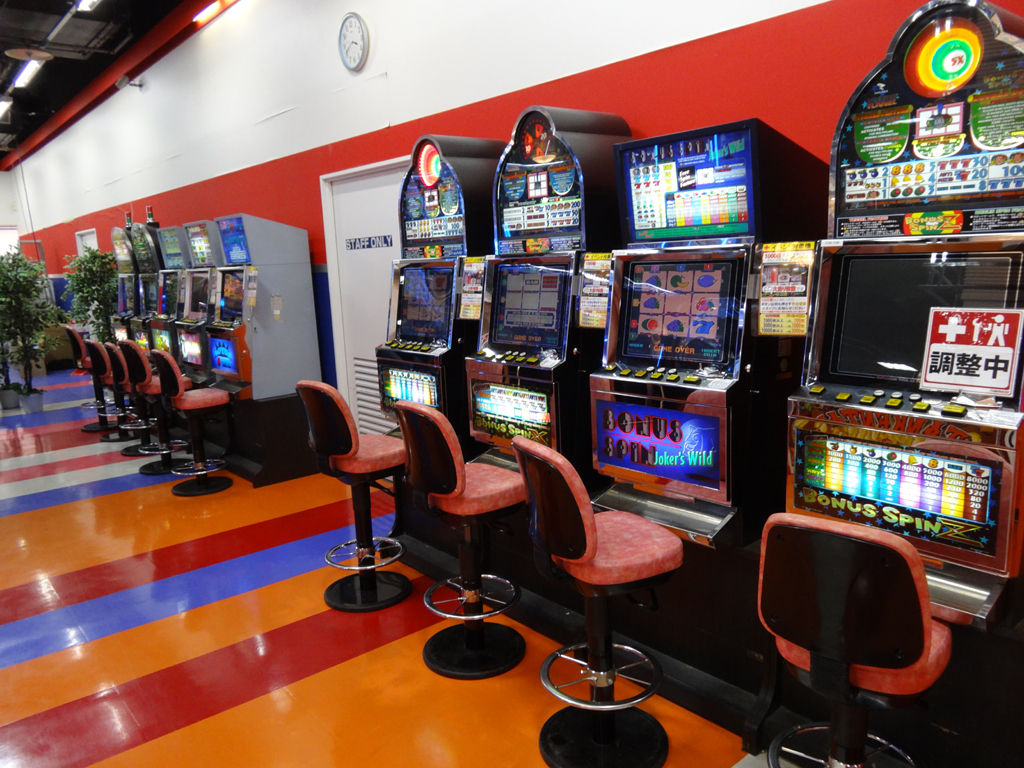 雑記：ナムコ カラフルタウン岐阜店 : メダゲーを買う
