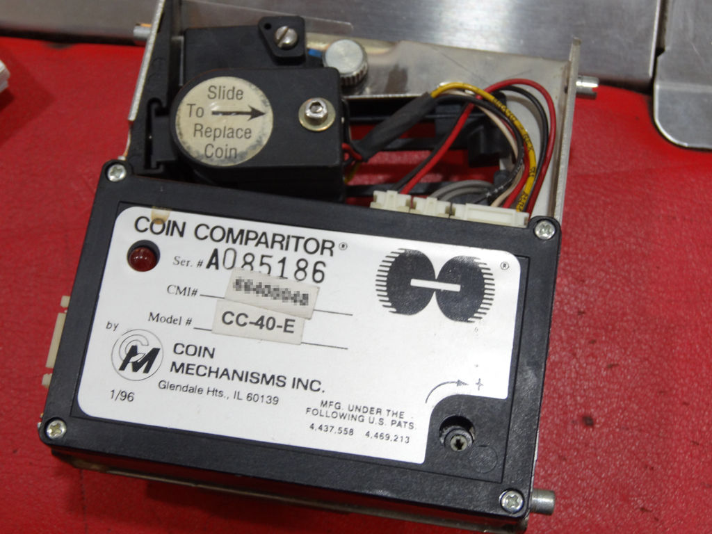 整備する:電子コインセレクターに交換する 01 : メダゲーを買う 整備する:電子コインセレクターに交換する 01 : メダゲーを買う