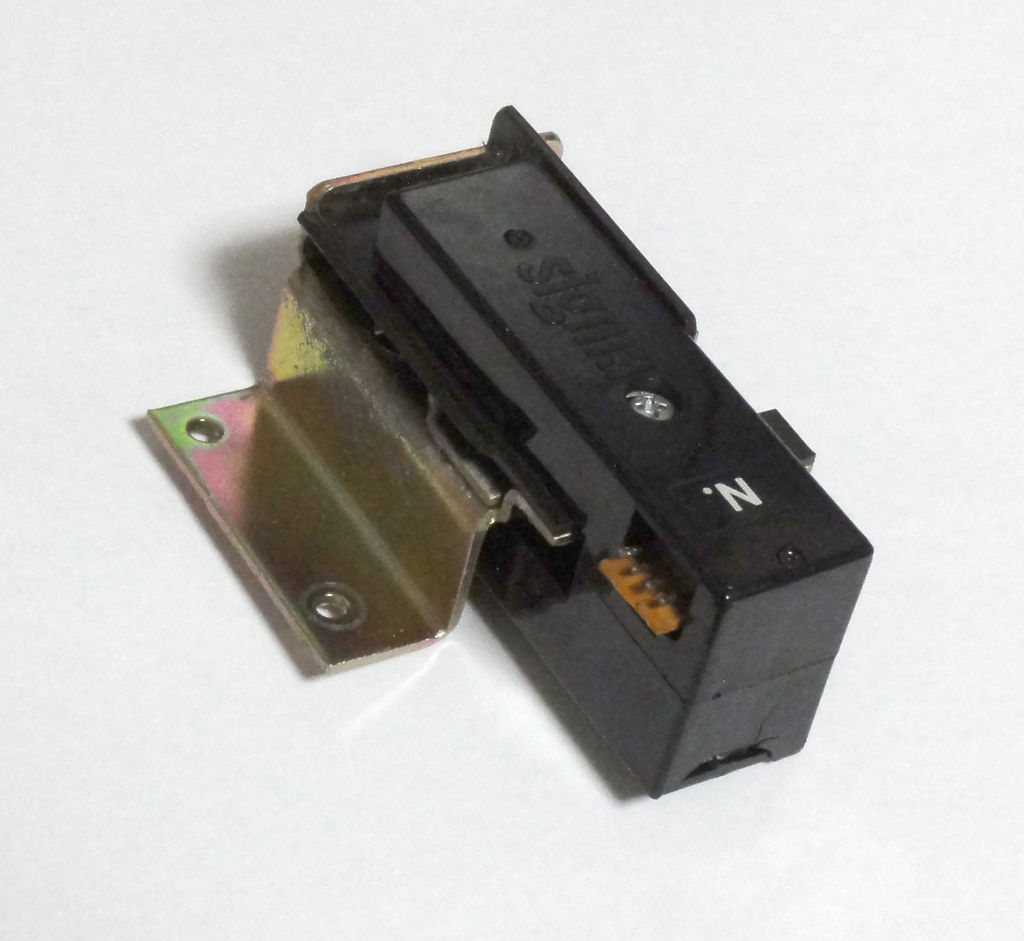 シグマ全般：コインセンサの仕組み : メダゲーを買う