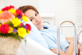 smiling-woman-in-hospital