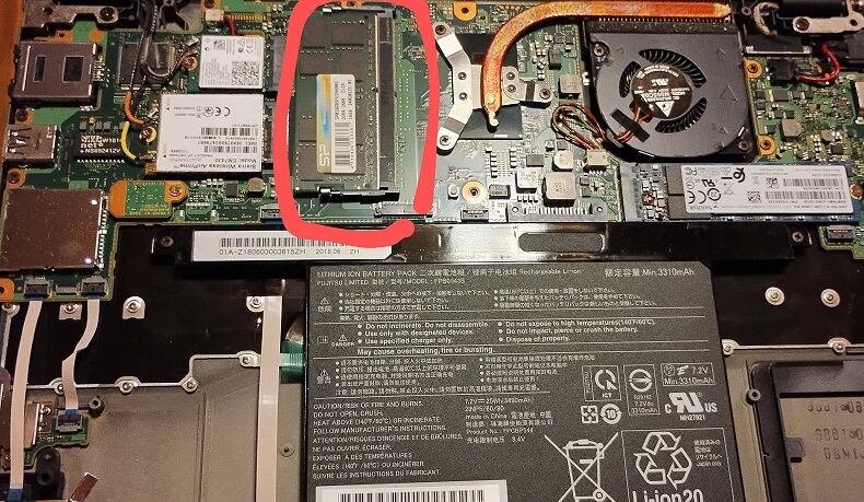 富士通 LIFEBOOK U938/S のメモリを増設（8GB→20GB） : ぼちぼち