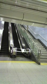 2011032108170000