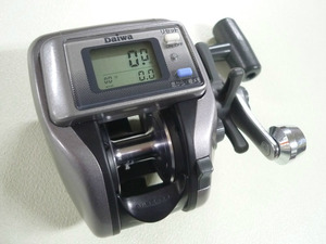 �������