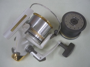 �������