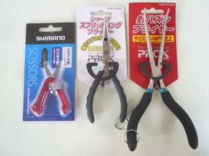 �������