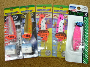 �������