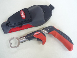 �������