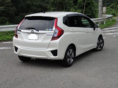 ホンダ フィット３ ハイブリット 試乗記 14 09 07 西風の街