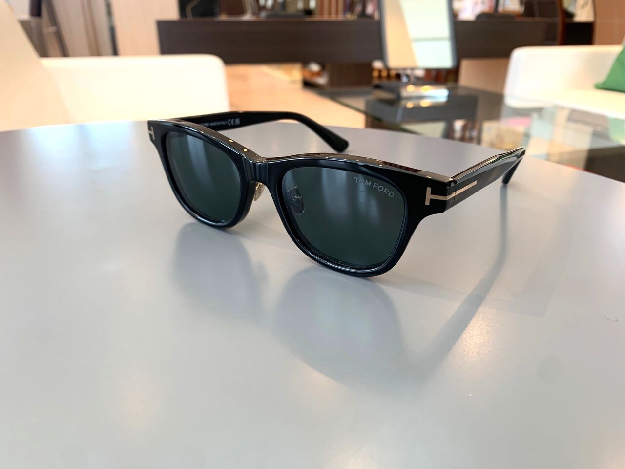 TOM FORD TF1353-D : メガネの松村
