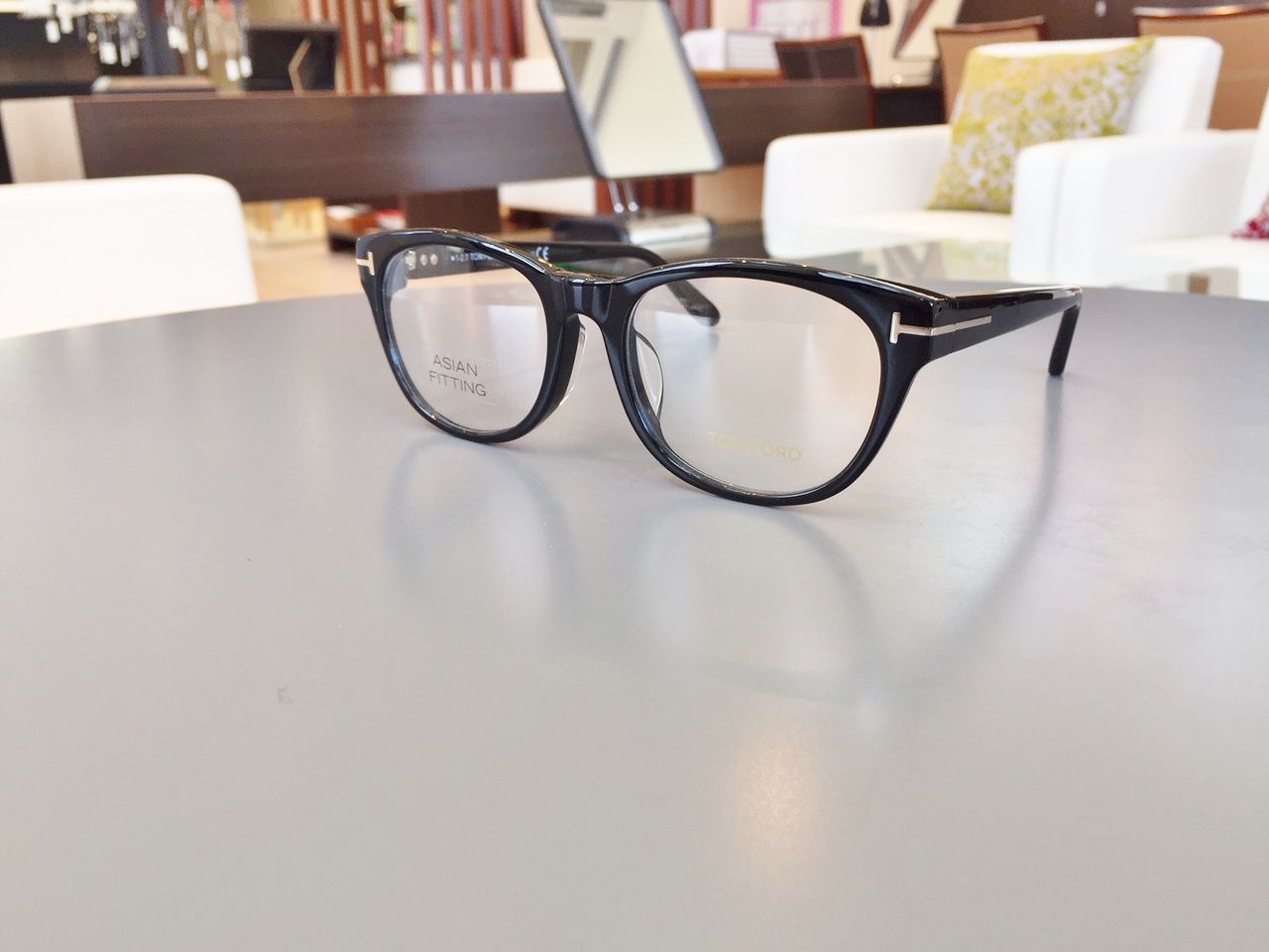 TOMFORD(トムフォード)のTF5433-Fを入荷致しました通販 TOM FORD トム 