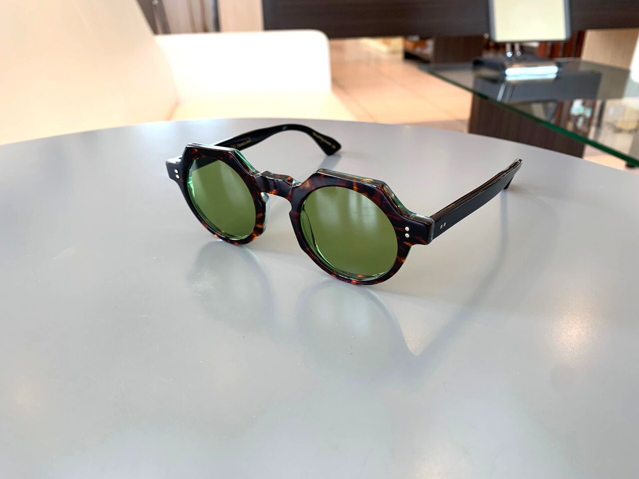 Lesca LUNETIER Buzz 6mm : メガネの松村