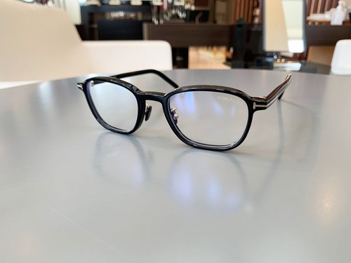 TOM FORD TF5855-D-B : メガネの松村