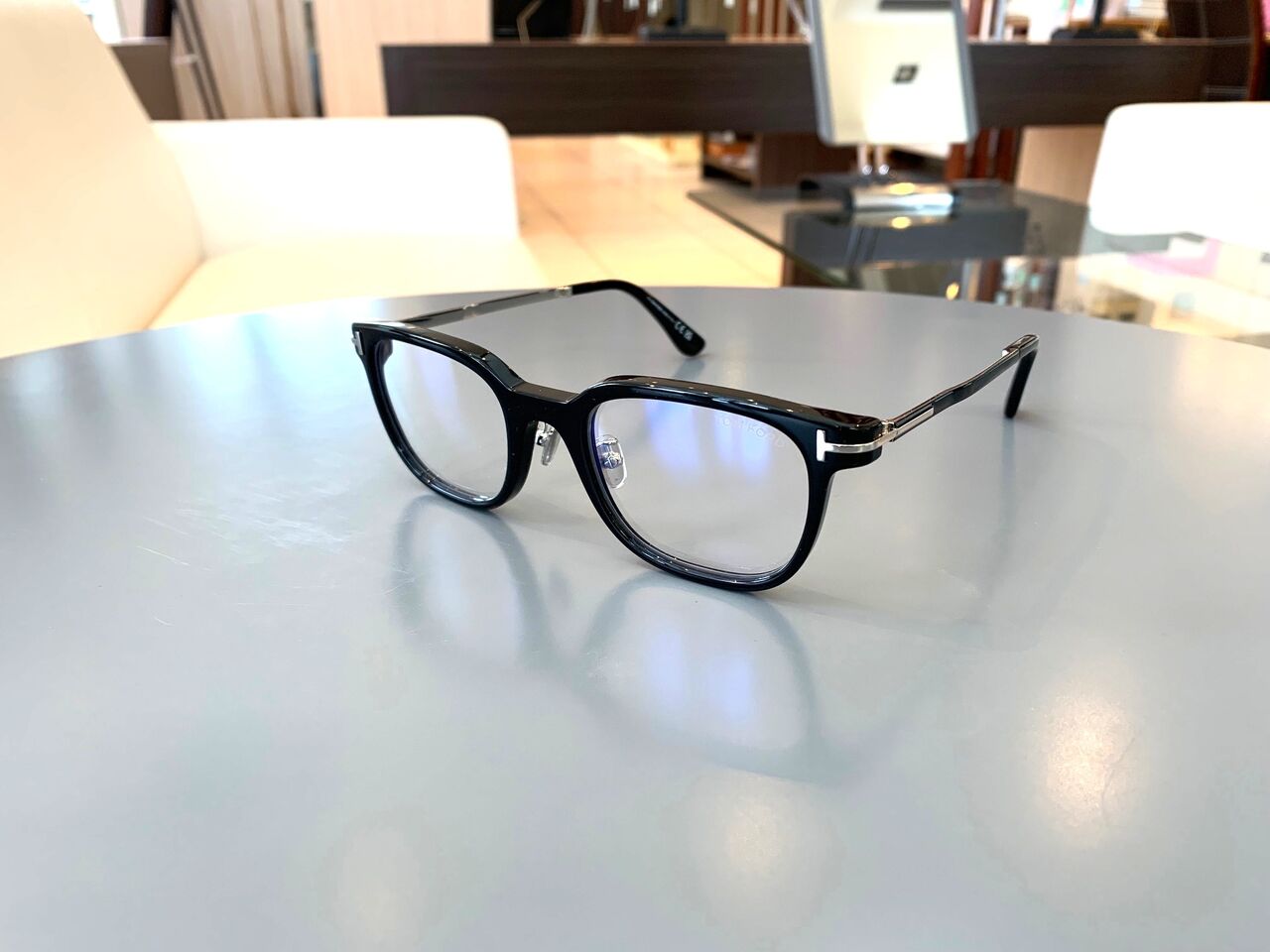 TOM FORD TF6022-D-B : メガネの松村