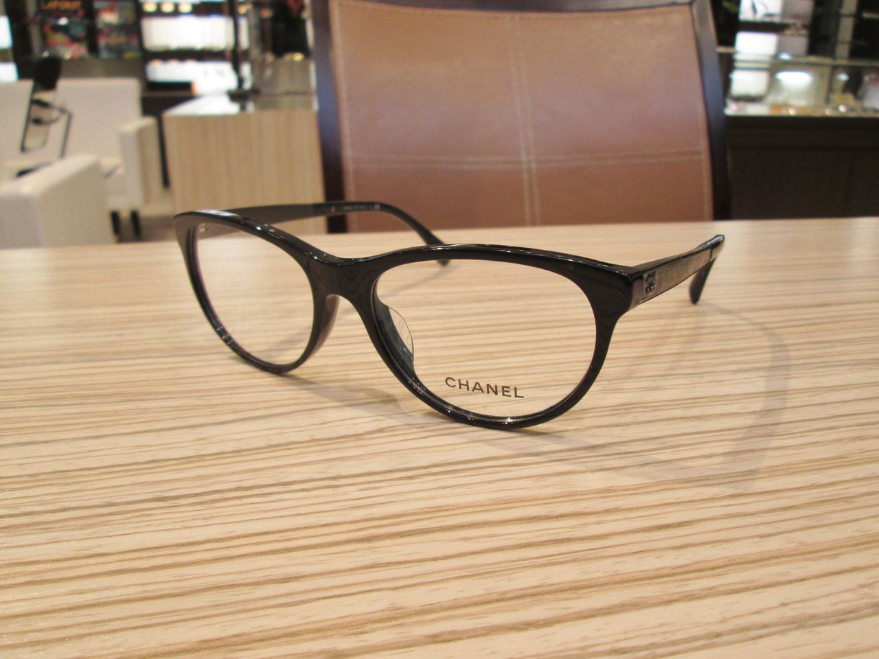 CHANEL ENAMEL TWEED : メガネの松村