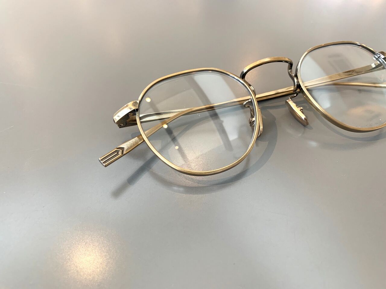 OG×OLIVER GOLDSMITH NOUN X : メガネの松村