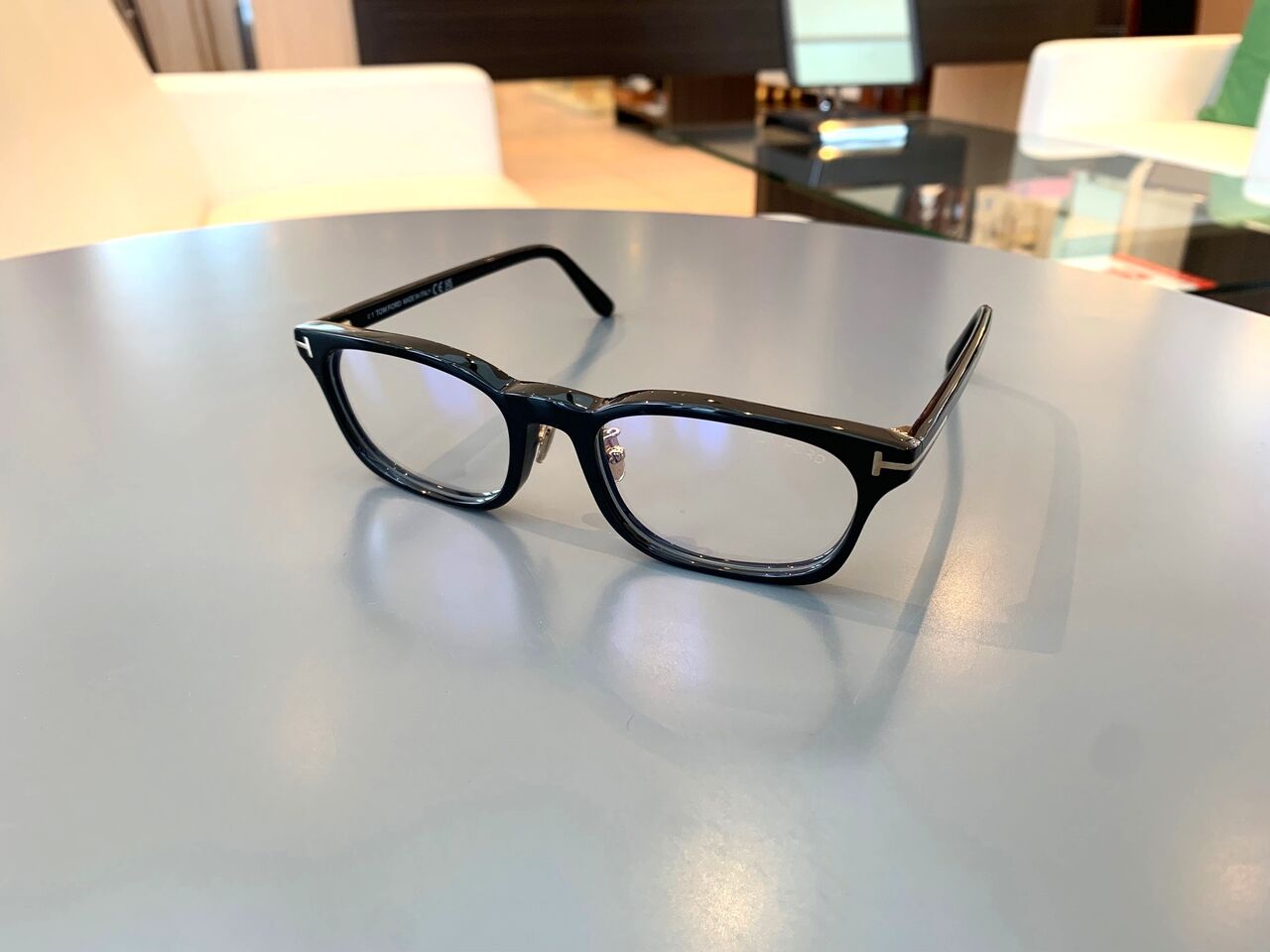 TOM FORD TF6111-D-B : メガネの松村