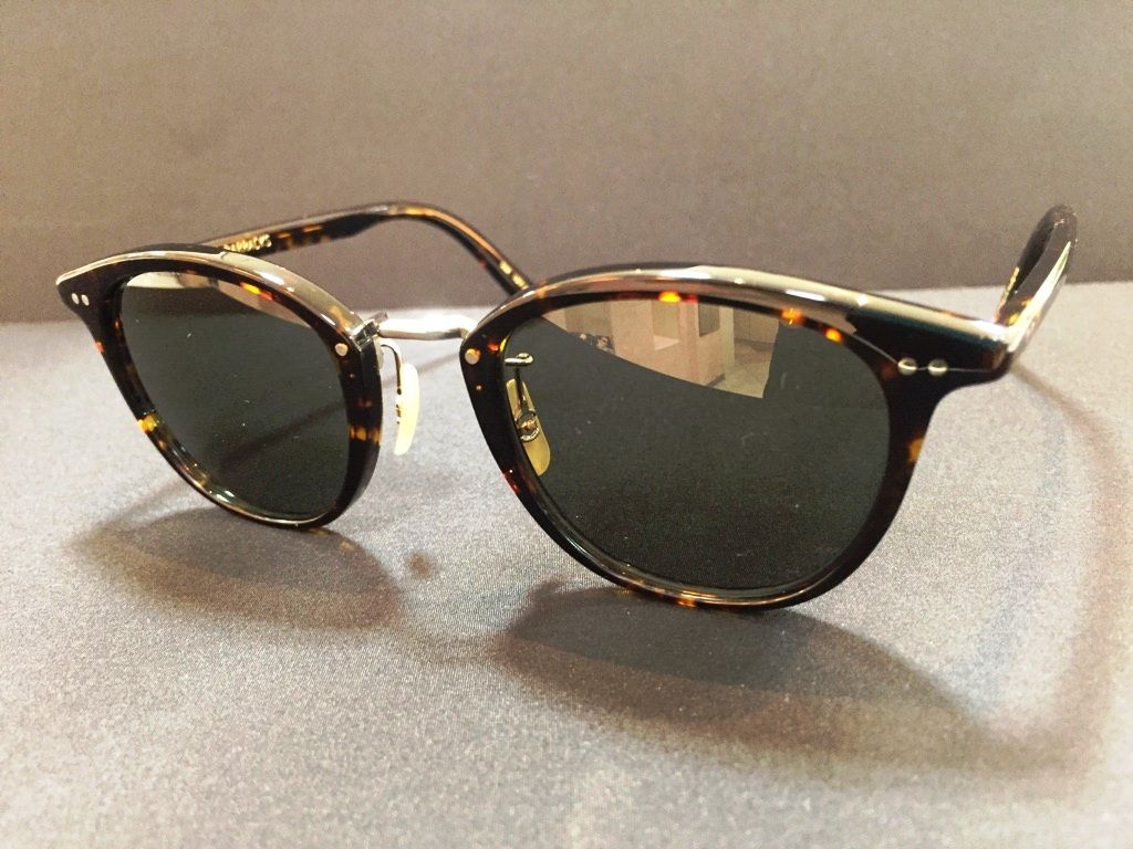 THE BARRACKS : メガネの松村