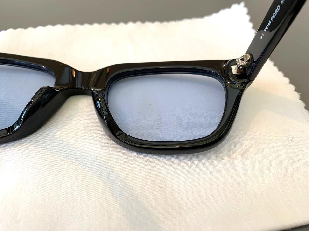 TOM FORD TF5178-F（カラーレンズ仕様） : メガネの松村