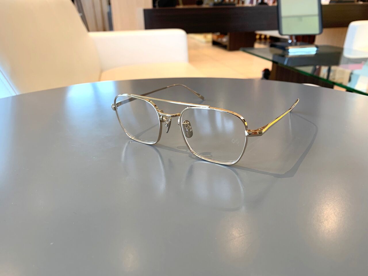 OG×OLIVER GOLDSMITH KEY X : メガネの松村