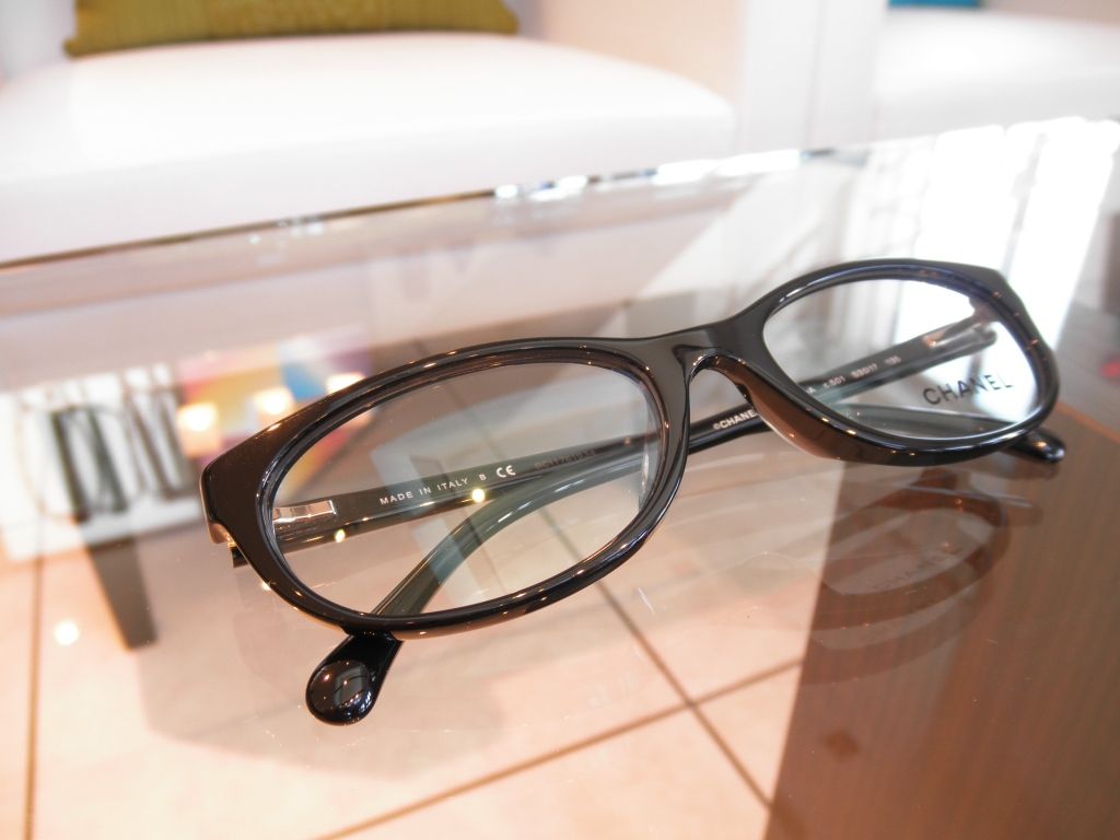 CHANEL シャネル Collection Perle 眼鏡(レンズ度入り) AY2795C Chanel Purple Frame Perle Collection Sunglasses | Yoogi's Closet